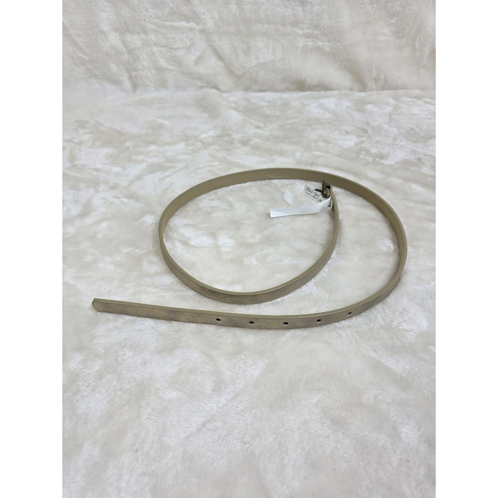 Target Women's Medium‎ Gold Metallic Skinny Belt with Oval Buckle